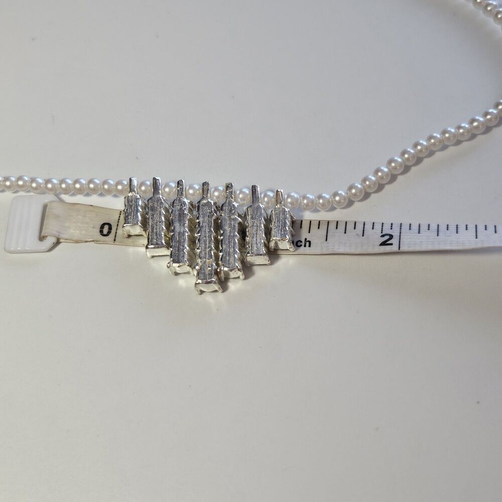Napier Silver Tone Faux Pearl And Rhinestone Necklace 16-18" - Picture 9 of 14